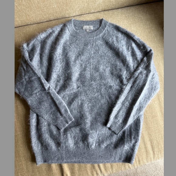 J. Crew Brushed cashmere relaxed crewneck sweater in heather frosted grey - Picture 2 of 3